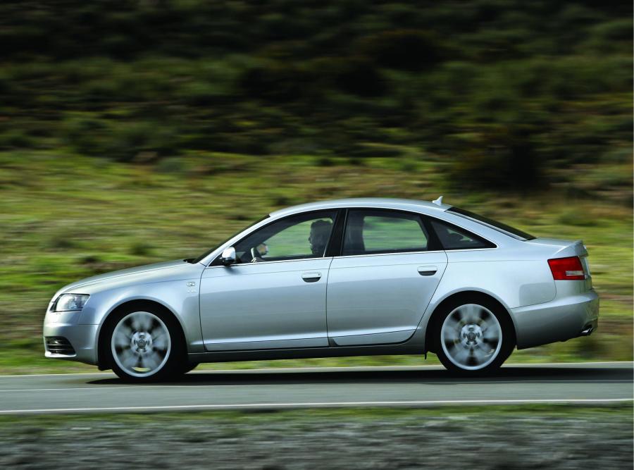  Audi S6 Sedan (4F, C6) 2006 года  (фото 15 из 35)